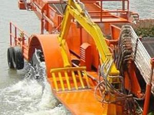 Water Trash Salvage Boat